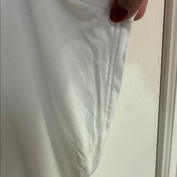 Tahari White Short Sleeve Tee Sz Xl - Picture 2 of 5